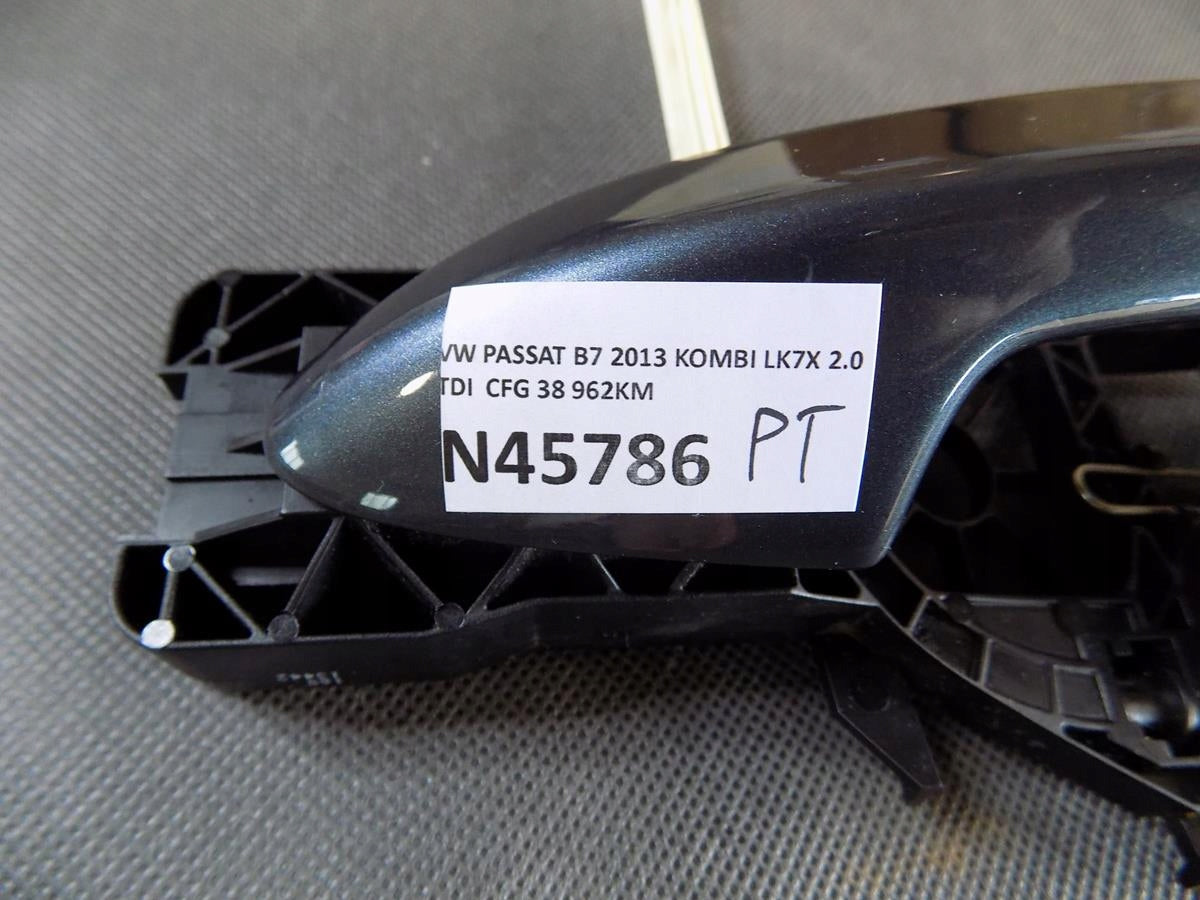 VW PASSAT B7 DOOR HANDLE RIGHT REAR LK7X 3C0837206