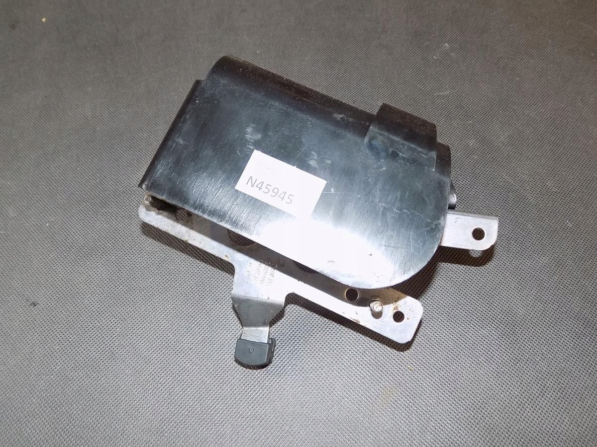 VW PASSAT B7 DRIVER MOUNT 3AA907332