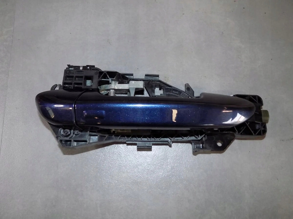 VW PASSAT B7 HANDLE RIGHT REAR LH5X KESSY 3C0839206D 3c0837886j