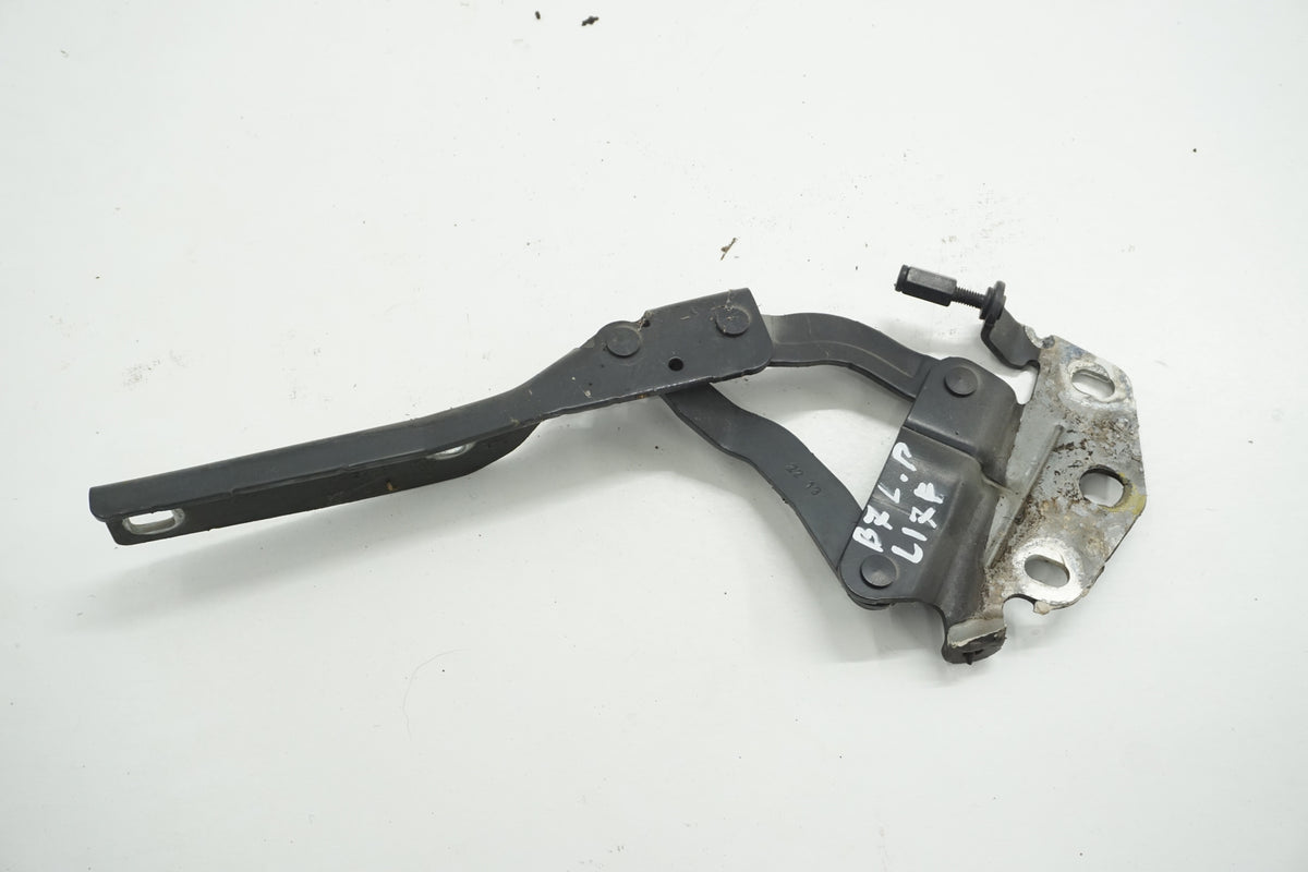VW PASSAT B7 MASK HINGE LEFT LI7F 3AA823301