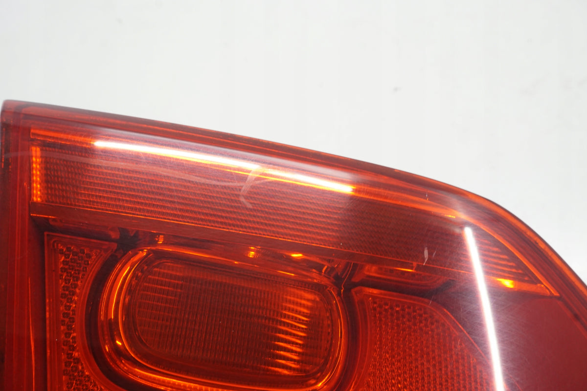 VW PASSAT B7 SEDAN LAMP LEFT REAR FLAP 3AE945093K