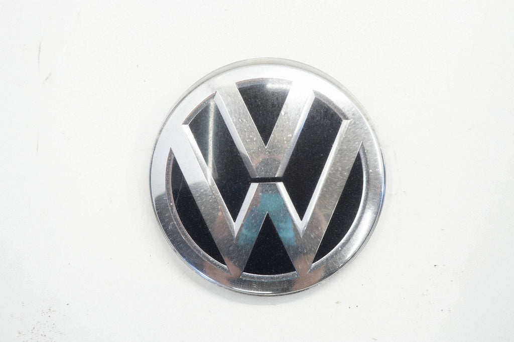 VW PASSAT B8 15R BADGE EMBLEM LOGO 3G0853601A