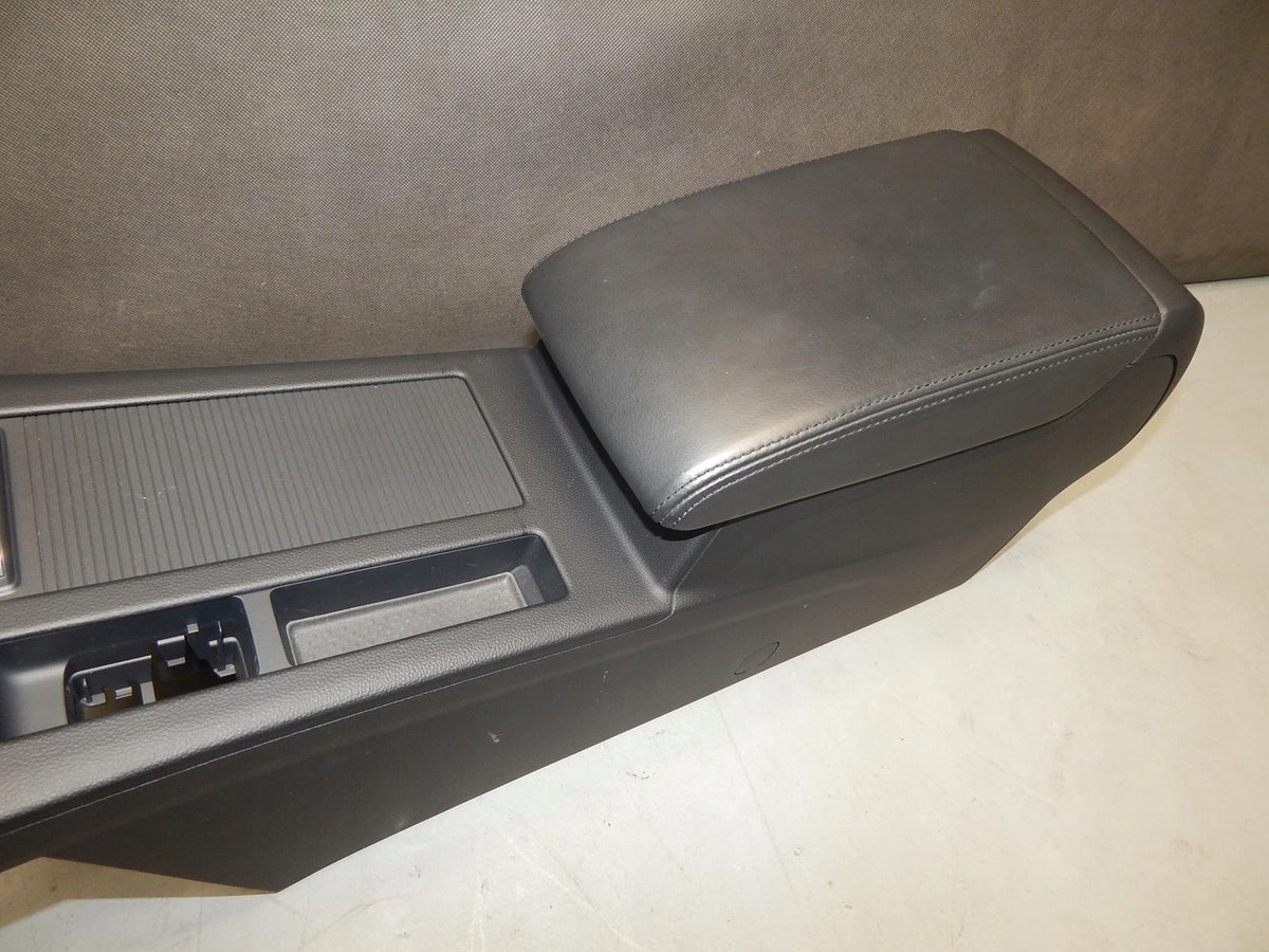 VW PASSAT B8 ARMREST LEATHER 3G1863241C