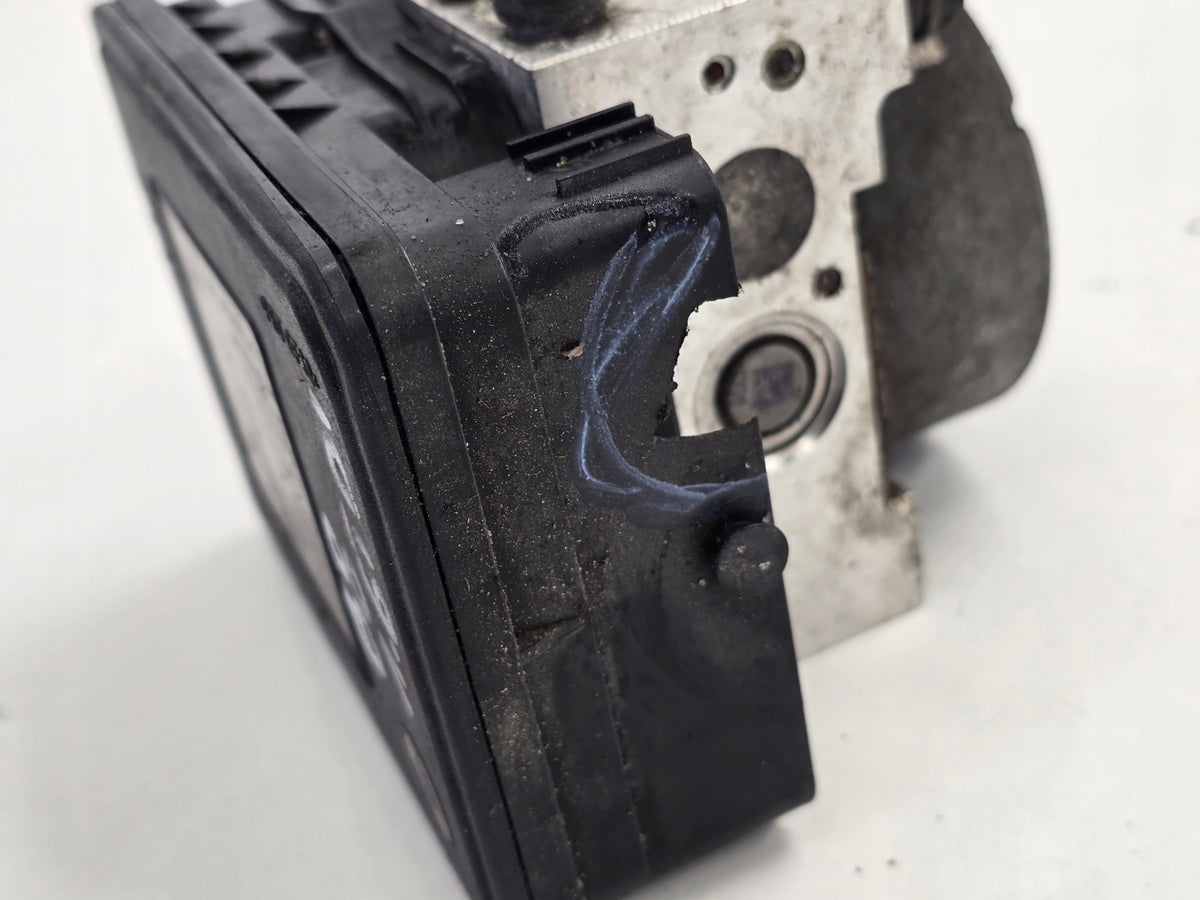 VW PASSAT B8 BRAKE PUMP ABS 1.6TDI 3Q0907379AA