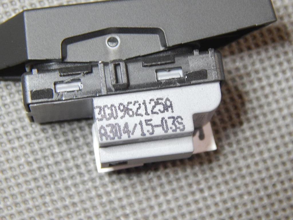 VW PASSAT B8 CENTRAL LOCK BUTTON 3G0962125A