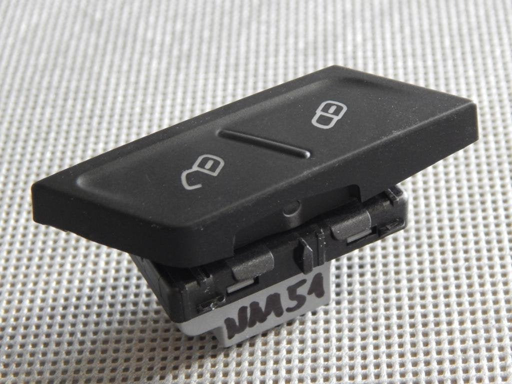 VW PASSAT B8 CENTRAL LOCK BUTTON 3G0962125A