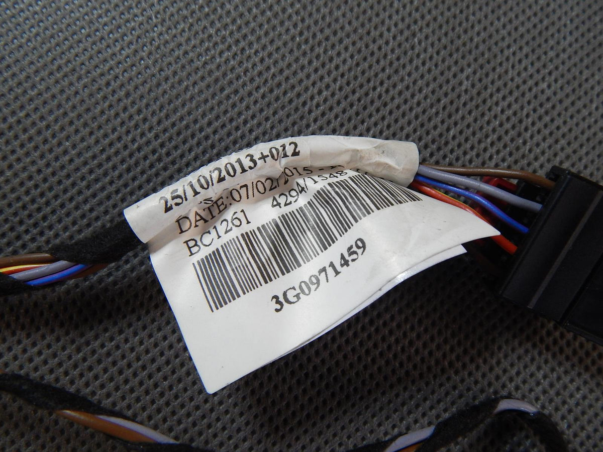 VW PASSAT B8 CLOCK SUPPLY BEAM 3G0971459