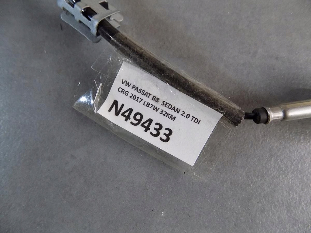 VW PASSAT B8 EXHAUST GAS TEMPERATURE SENSOR 04L906088AK