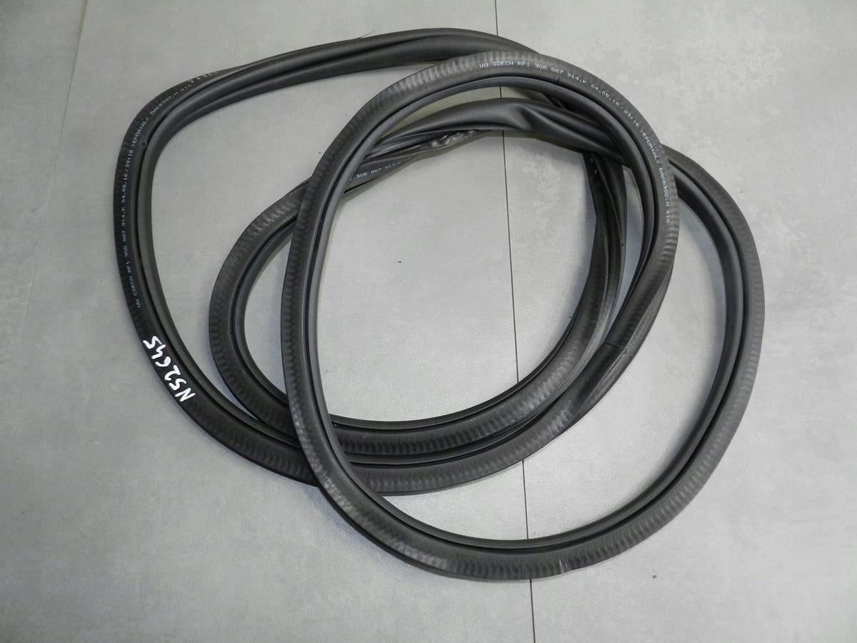 VW PASSAT B8 GASKET RIGHT REAR 3G5867914K