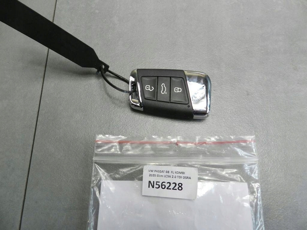 VW PASSAT B8 REMOTE CONTROL KEY 3G0800375DD