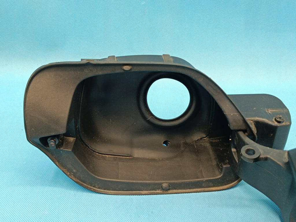 VW PASSAT B8 VARIANT 1.5 TSI 110KW 2024 R FUEL FILLER FLAP 3G9809857C