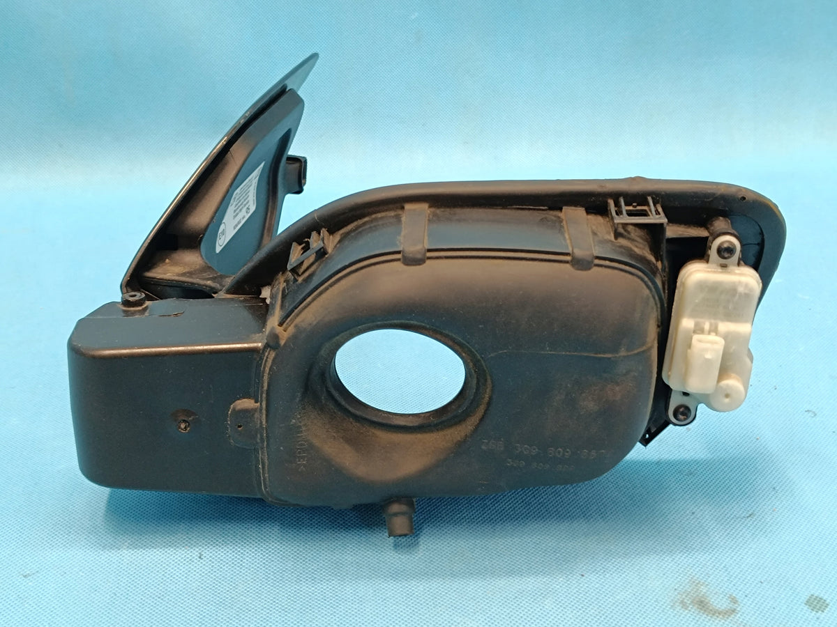 VW PASSAT B8 VARIANT 1.5 TSI 110KW 2024 R FUEL FILLER FLAP 3G9809857C