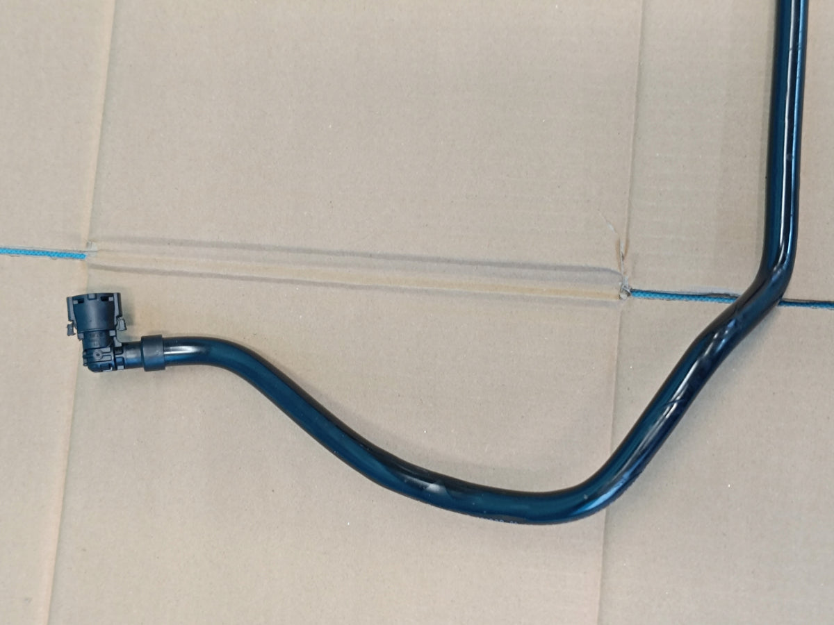 VW PASSAT B8 VARIANT 1.5 TSI 110KW 2024 R FUEL LINE 05E133723CE