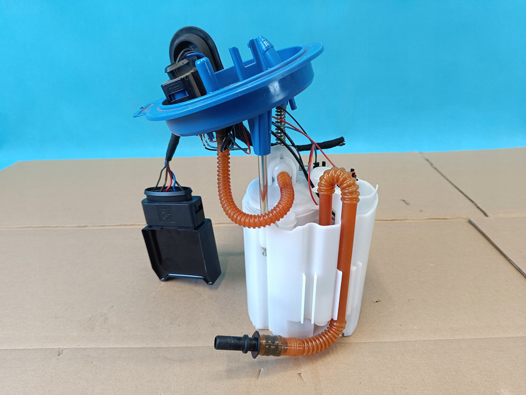 VW PASSAT B8 VARIANT 1.5 TSI 110KW 2024 R FUEL PUMP MODULE 3Q0919051AC