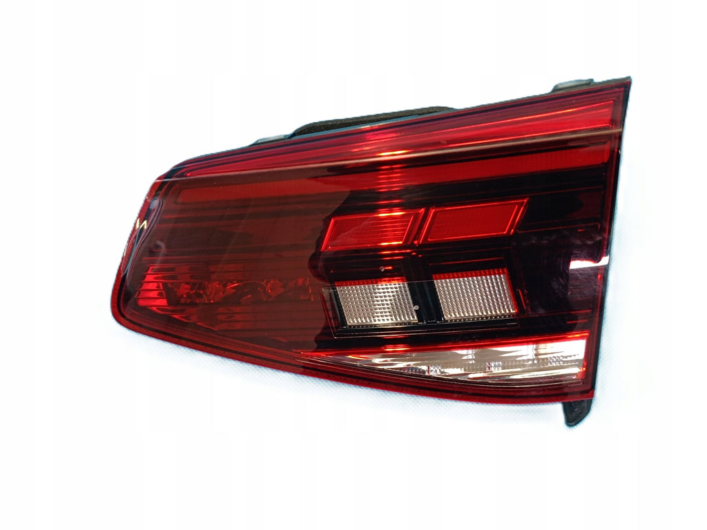 VW PASSAT B8 VARIANT 1.5 TSI 110KW 2024R FLAP LAMP RIGHT REAR 3G9945094K