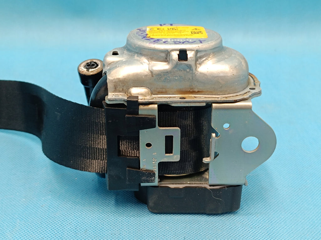 VW PASSAT B8 VARIANT 1.5 TSI 2024 R SEAT BELT RIGHT REAR 3G9857806N