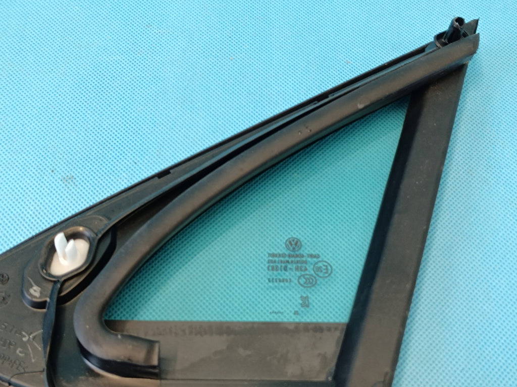 VW PASSAT B8 VARIANT 1.5 TSI GLASS DOOR RIGHT FRONT WITH 2023 R 3G0845114H
