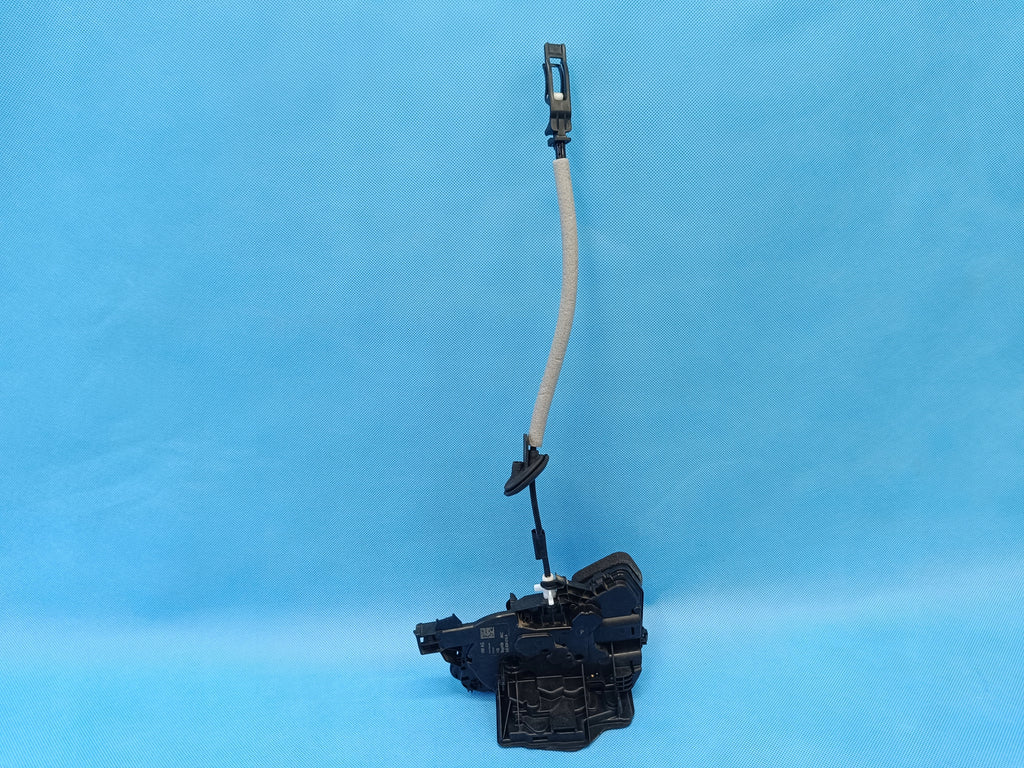 VW PASSAT B9 VARIANT 2.0 TDI 110KW 2024 R DOOR LOCK LEFT REAR 3J0839015A