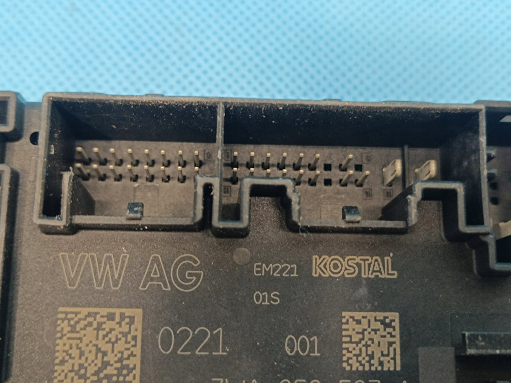 VW PASSAT B9 VARIANT 2.0 TDI 110KW 2024 R DOOR MODULE LEFT FRONT 3WA959593A