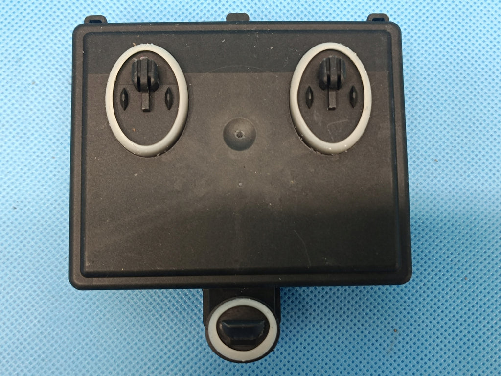 VW PASSAT B9 VARIANT 2.0 TDI 110KW 2024 R DOOR MODULE LEFT FRONT 3WA959593A