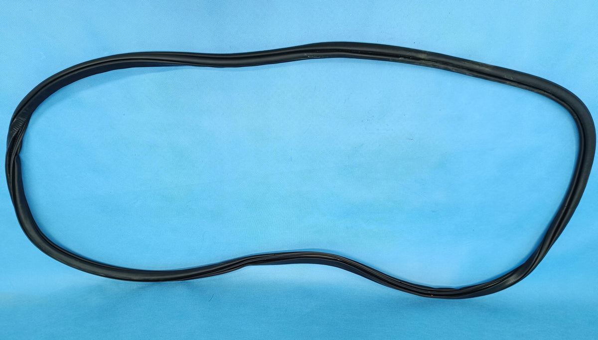 VW PASSAT B9 VARIANT 2.0 TDI 110KW 2024R DOOR SEAL LEFT REAR 3J0867913