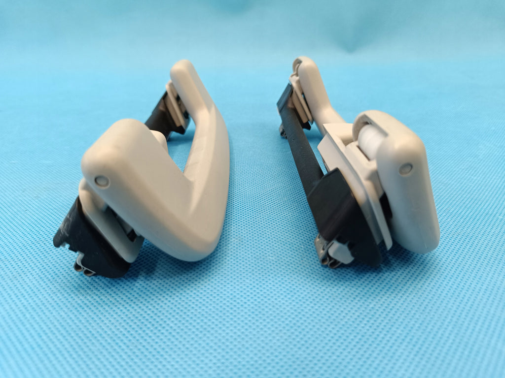 VW PASSAT B9 VARIANT 2.0 TDI 110KW 2024R HANDLE SUBSIFITKI 5H0857643C