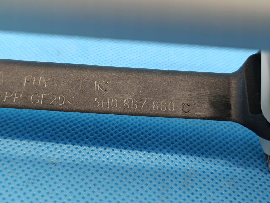 VW PASSAT B9 VARIANT 2.0 TDI 110KW 2024R HANDLE SUBSIFITKI 5H0857643C