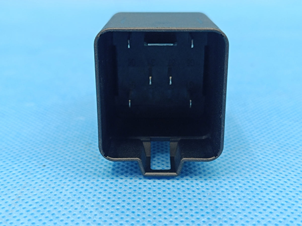 VW PASSAT B9 VARIANT 2.0 TDI 110KW 2024R RELAY DRIVER 3WA941329
