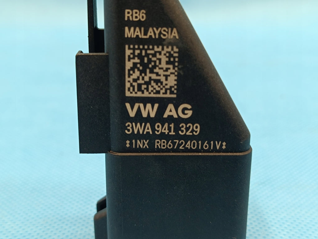 VW PASSAT B9 VARIANT 2.0 TDI 110KW 2024R RELAY DRIVER 3WA941329