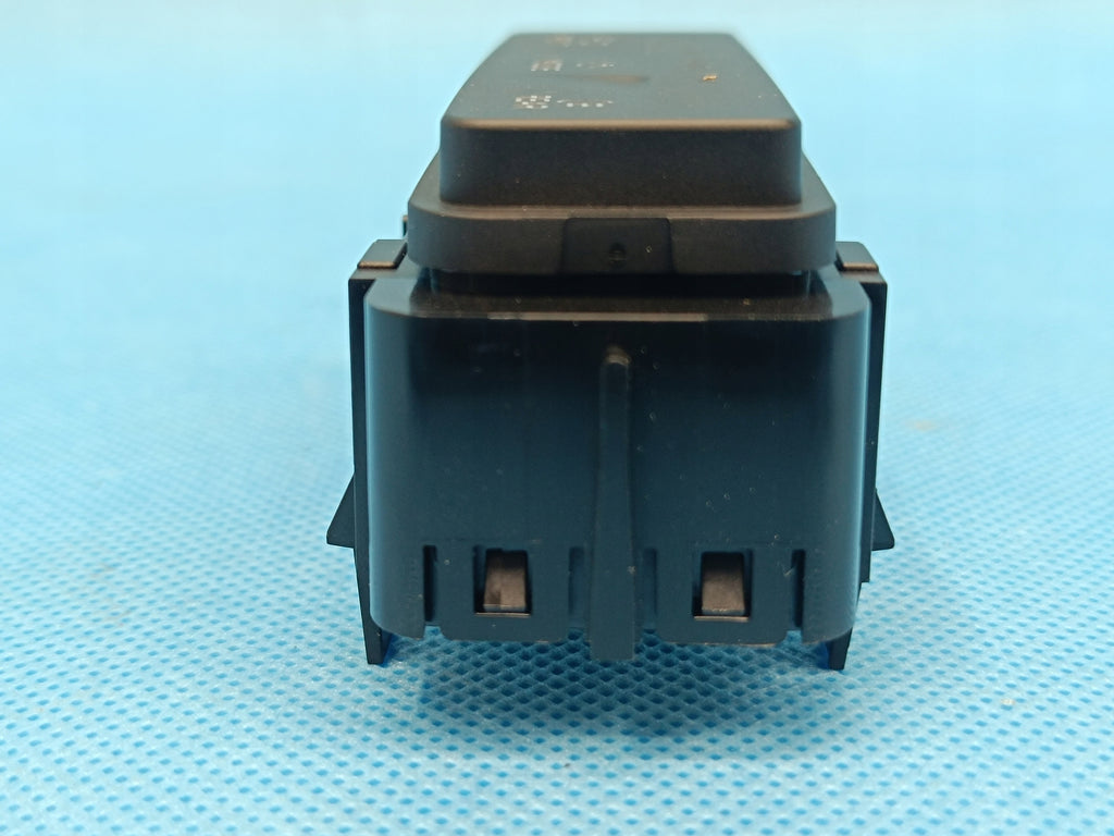 VW PASSAT B9 VARIANT 2.0 TDI 2024 R SWITCH LIGHT SWITCH 571941633A