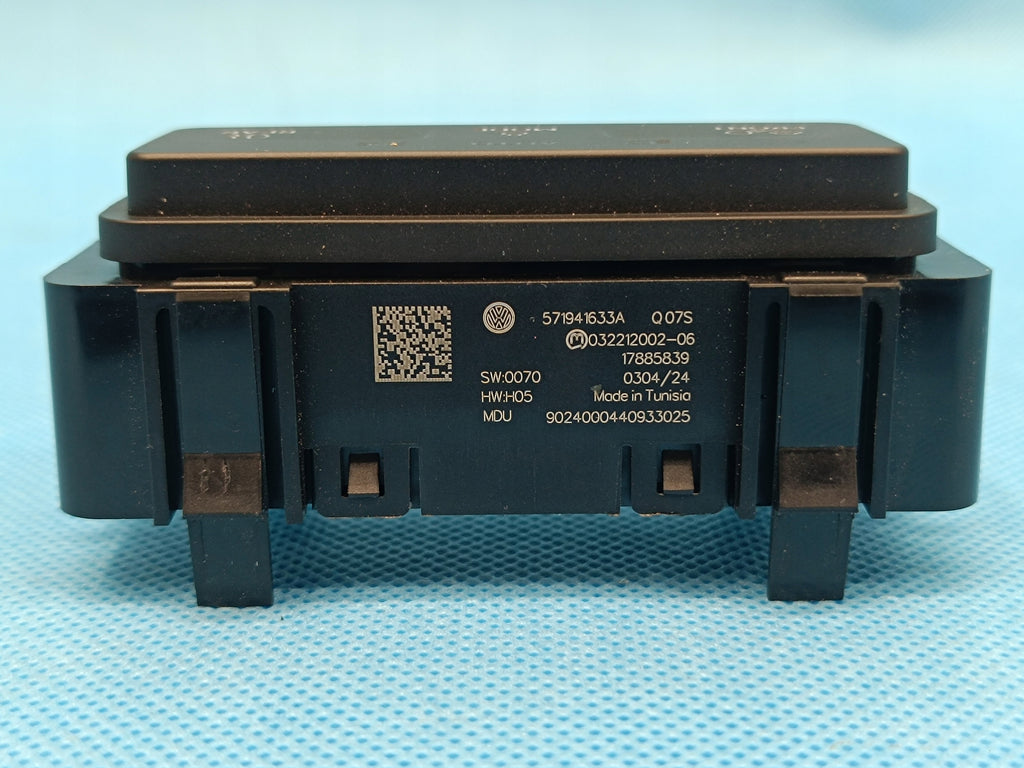 VW PASSAT B9 VARIANT 2.0 TDI 2024 R SWITCH LIGHT SWITCH 571941633A