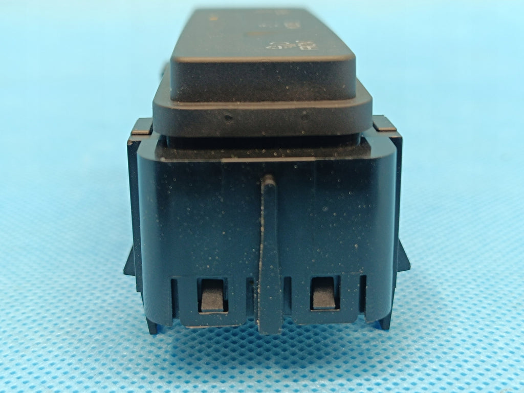 VW PASSAT B9 VARIANT 2.0 TDI 2024 R SWITCH LIGHT SWITCH 571941633A
