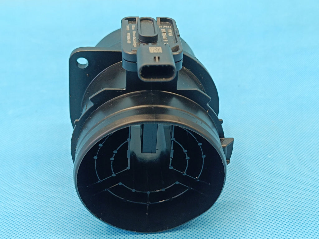 VW PASSAT B9 VARIANT 2.0TDI 110KW 2024R AIR FLOW METER 05L906461G