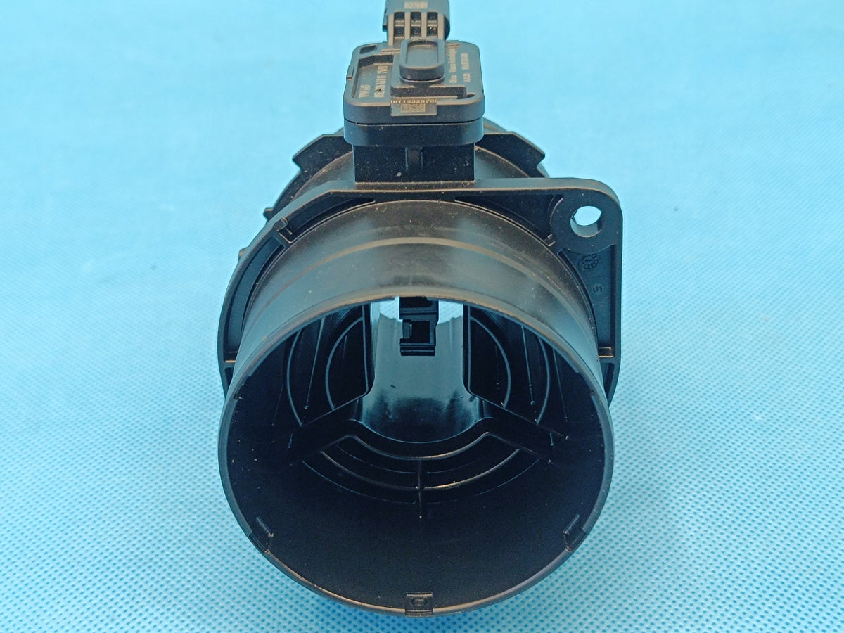 VW PASSAT B9 VARIANT 2.0TDI 110KW 2024R AIR FLOW METER 05L906461G