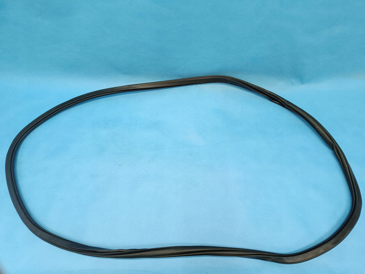VW PASSAT B9 VARIANT 2.0TDI 110KW 2024R DOOR SEAL RIGHT REAR 3J0867914