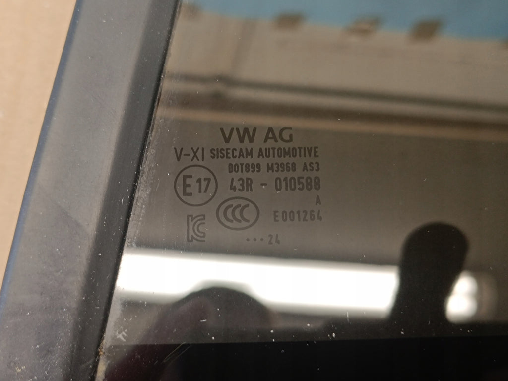 VW PASSAT B9 VARIANT 2.0TDI GLASS FROM 2024 DOOR LEFT REAR 3J0845213C AS3