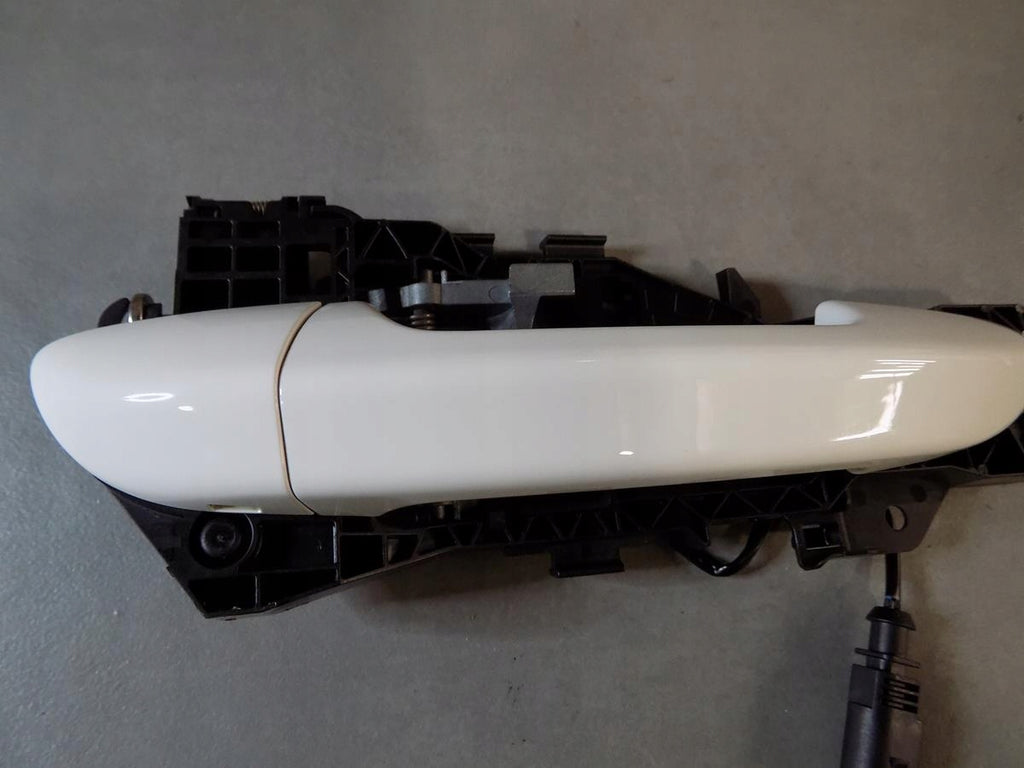 VW PASSAT CC HANDLE RIGHT FRONT