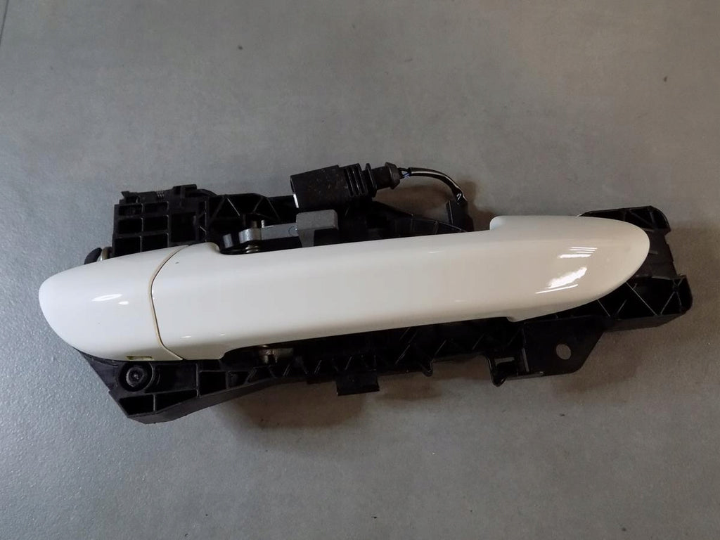VW PASSAT CC HANDLE RIGHT REAR LC9A
