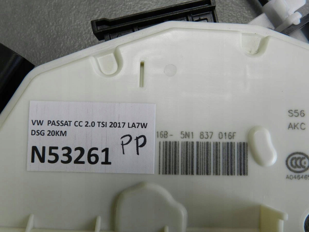 VW PASSAT CC LOCK RIGHT FRONT 5N1837016F