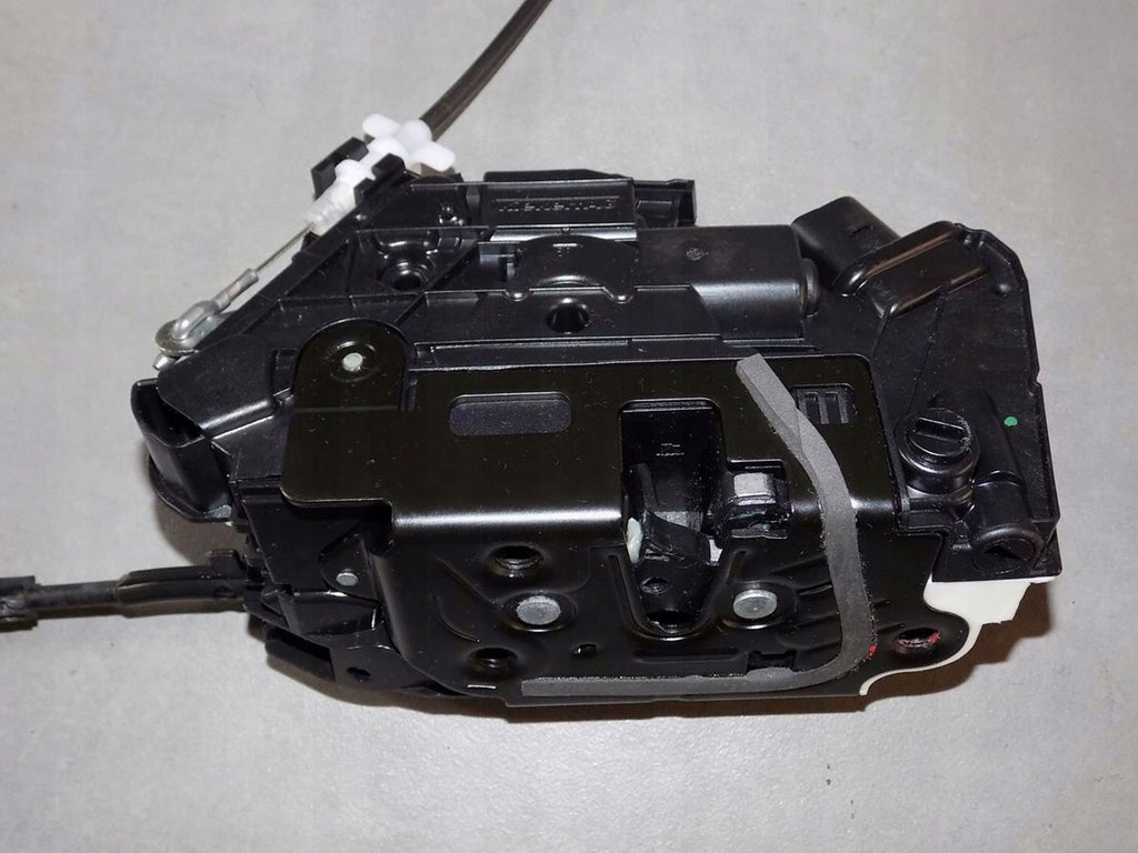 VW PASSAT CC LOCK RIGHT REAR 5N0839016H