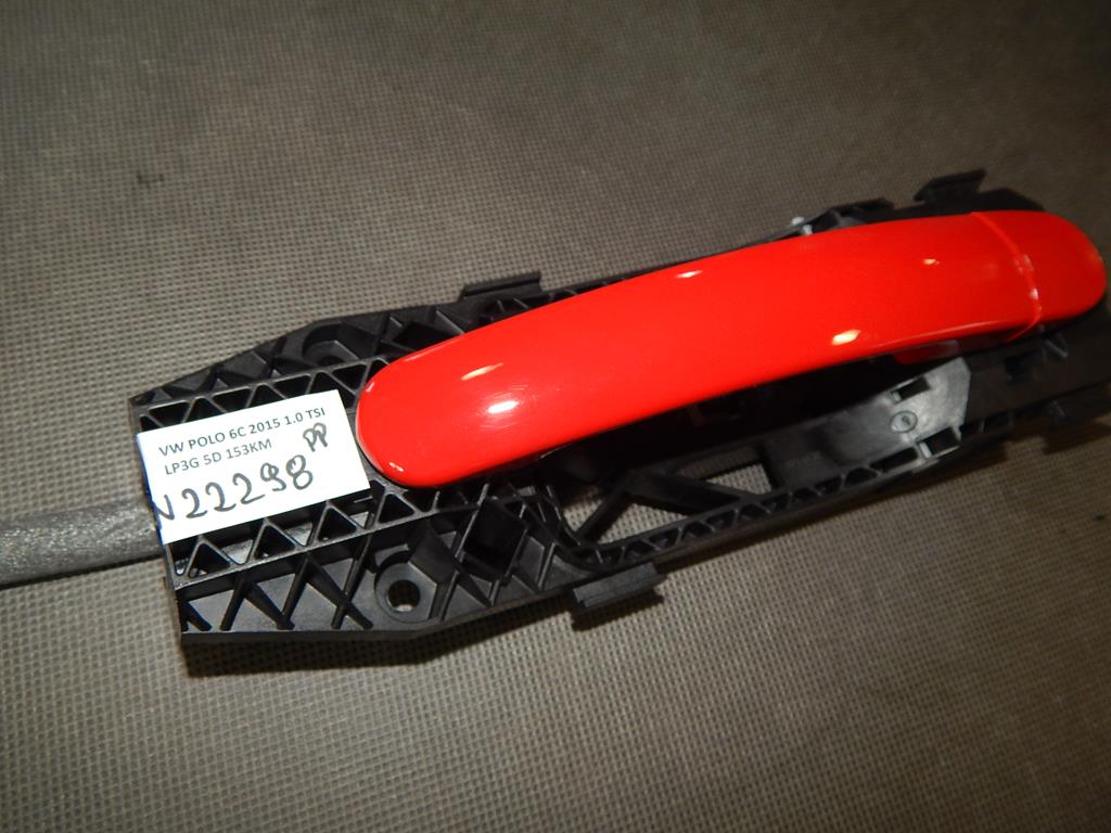 VW POLO 6C EXTERIOR DOOR HANDLE RIGHT FRONT LP3G