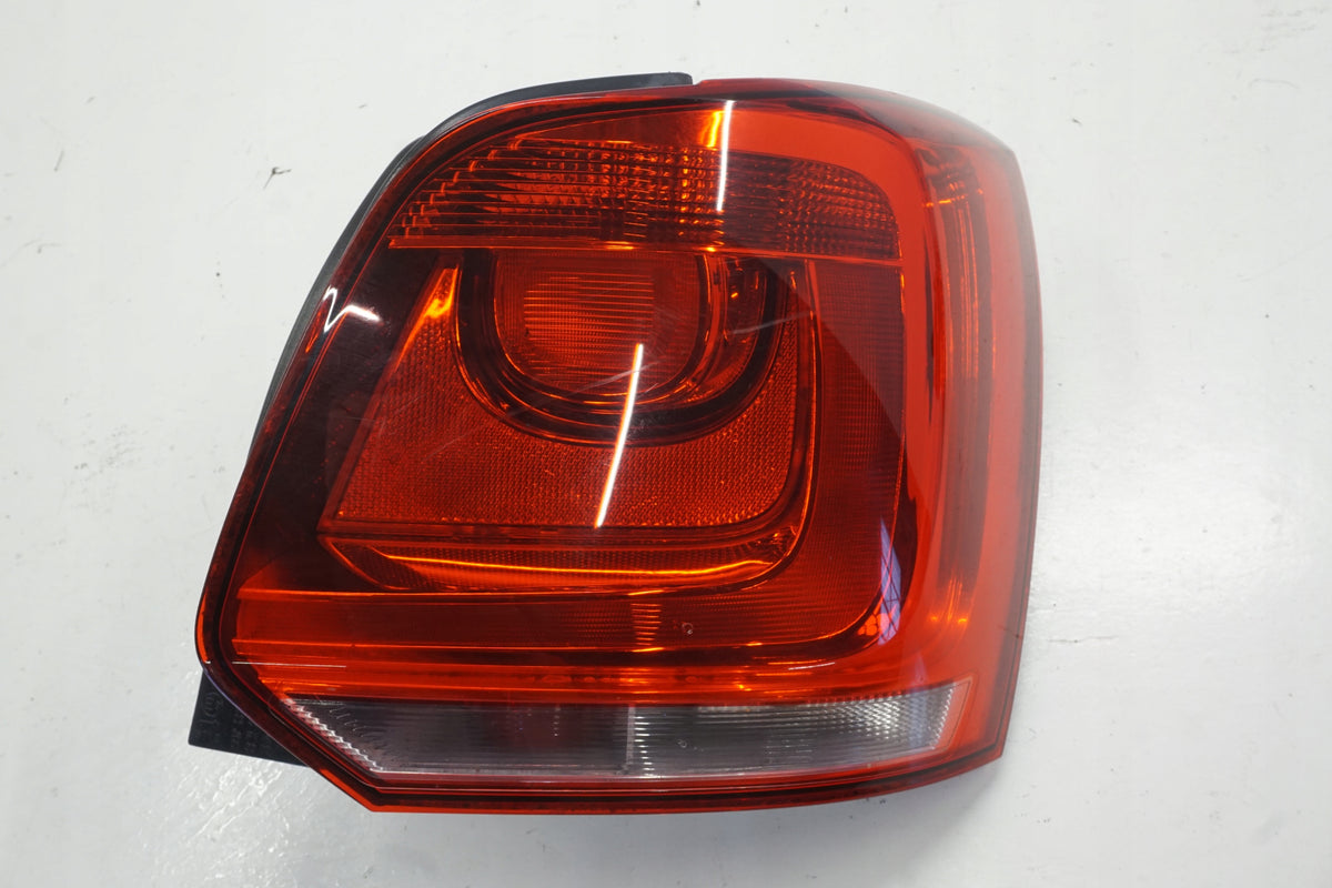 VW POLO 6R 5D LAMP RIGHT REAR 6R0945096M