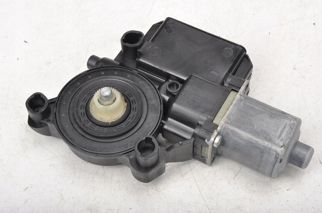 VW POLO V WINDSHIELD MOTOR LEFT FRONT 6R0959801BB
