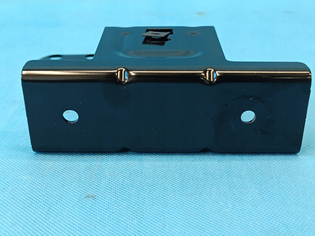 VW Passat B8 VARIANT 2.0 TDI 110KW 2022R TRUNK BRACKET RIGHT 3G9863254