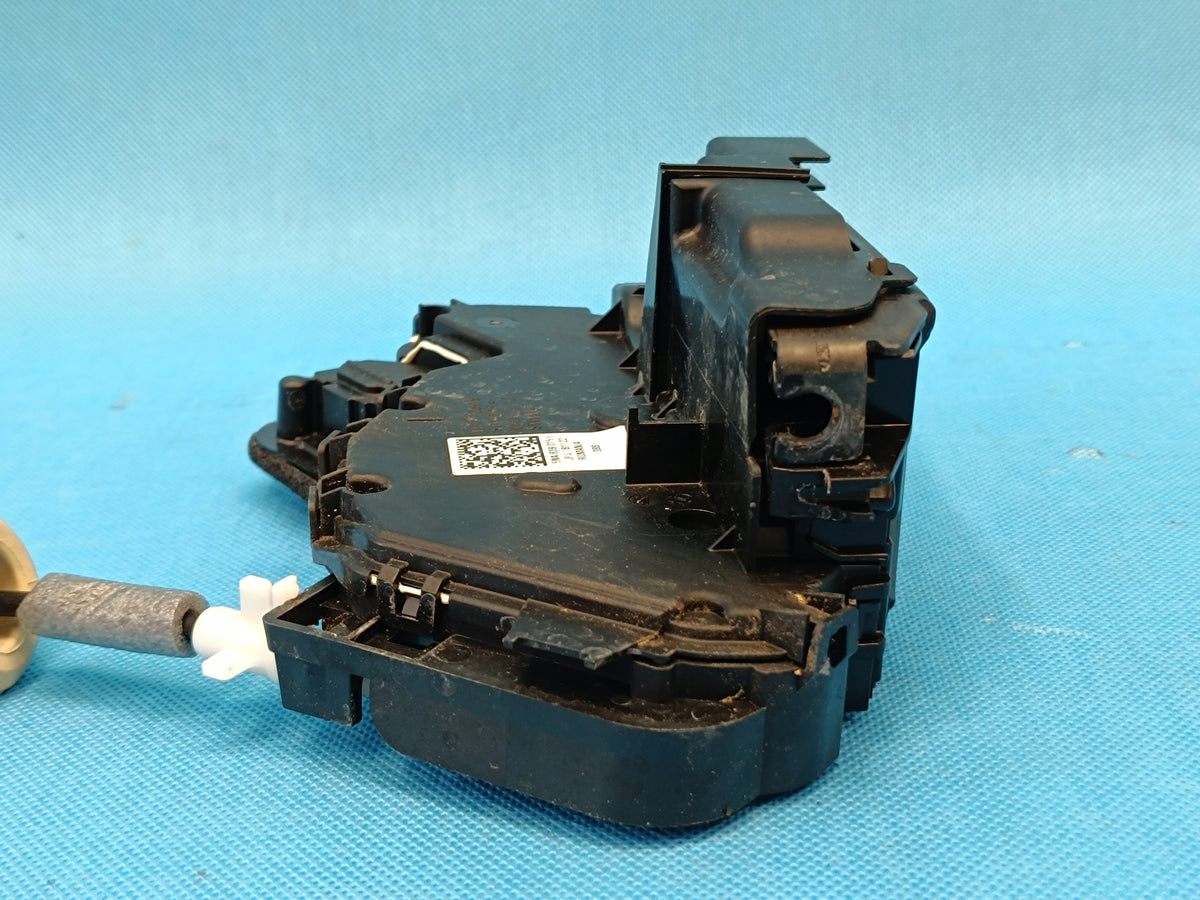 VW Passat B8 VARIANT 2.0 TDI 110KW 2023 R DOOR LOCK LEFT REAR 5NA839015E
