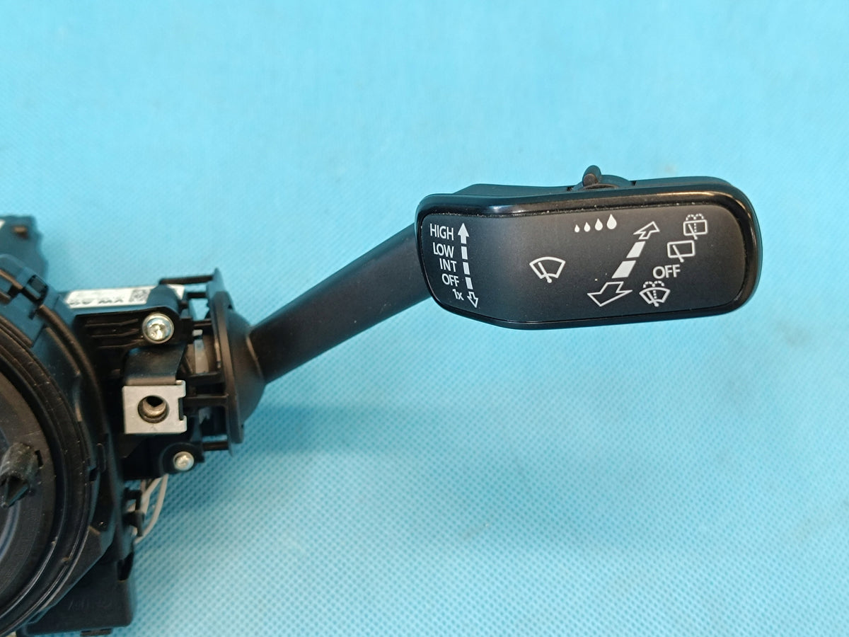 VW Passat B8 VARIANT 2.0 TDI 2022 R COMBINED SWITCH TAPE 5Q1953521KF