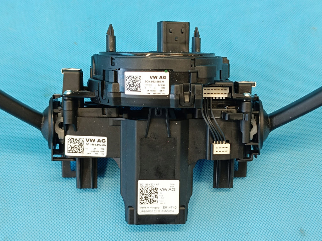 VW Passat B8 VARIANT 2.0 TDI 2022 R COMBINED SWITCH TAPE 5Q1953521KF