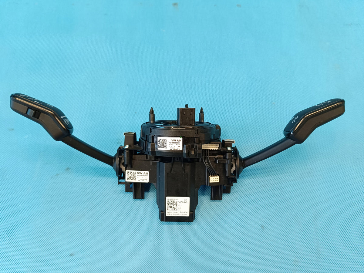 VW Passat B8 VARIANT 2.0 TDI 2022 R COMBINED SWITCH TAPE 5Q1953521KF