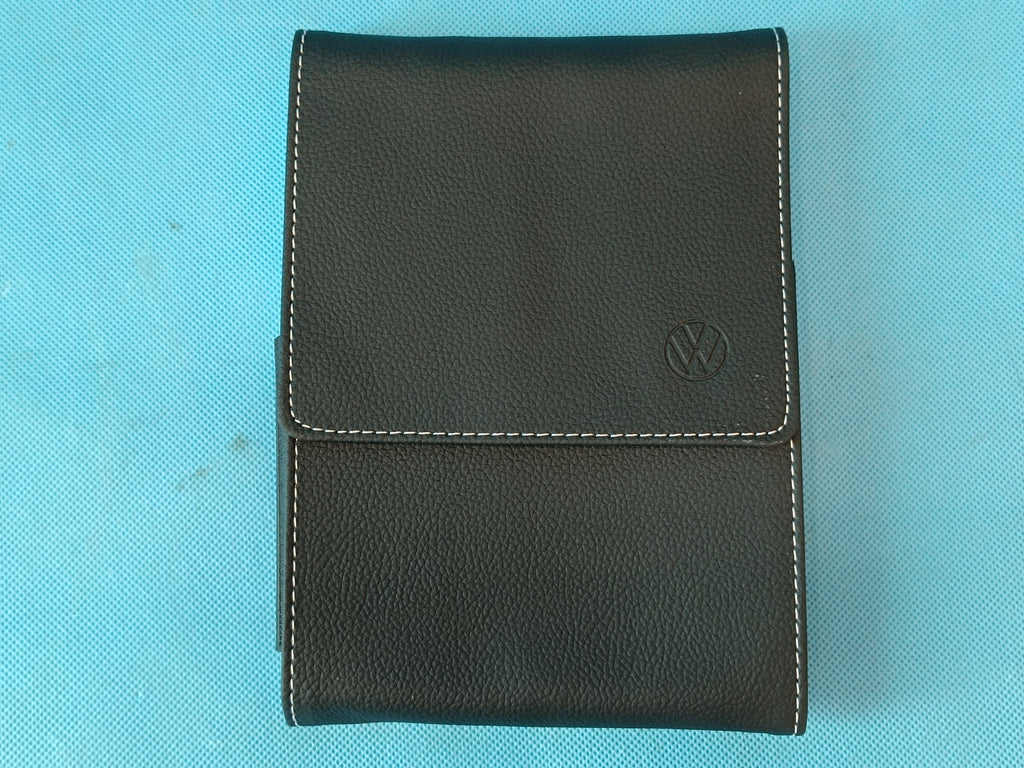 VW Passat B8 VARIANT 2.0 TDI 2022 R POUCH BAG USER MANUAL