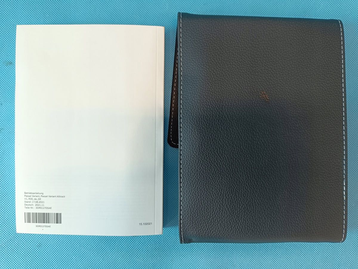 VW Passat B8 VARIANT 2.0 TDI 2022 R POUCH BAG USER MANUAL